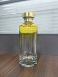 透明玻璃配金色瓶盖香水瓶