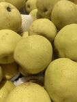 新鲜黄梨堆叠