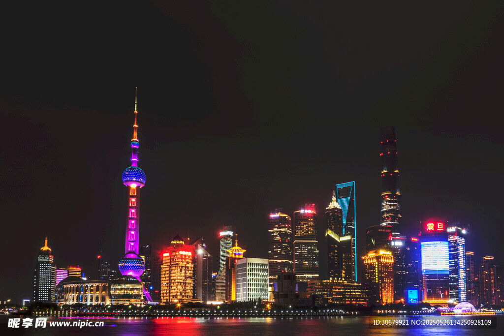 上海外滩璀璨夜景