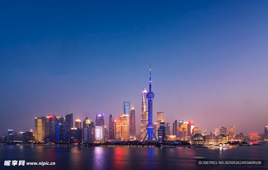 上海璀璨夜景城市天际线