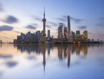 上海外滩美丽城市天际线