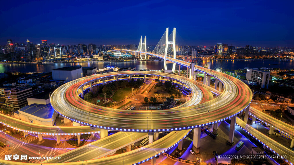 城市立交桥璀璨夜景