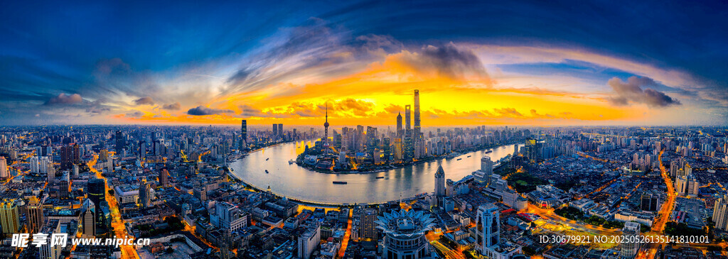 城市黄昏全景壮丽景观