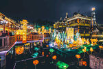 古街夜景璀璨灯火迷人