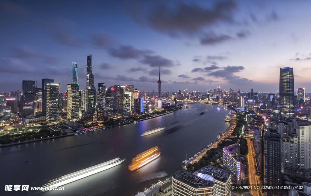 上海外滩璀璨夜景风光