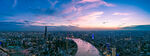 城市河畔绚丽黄昏美景