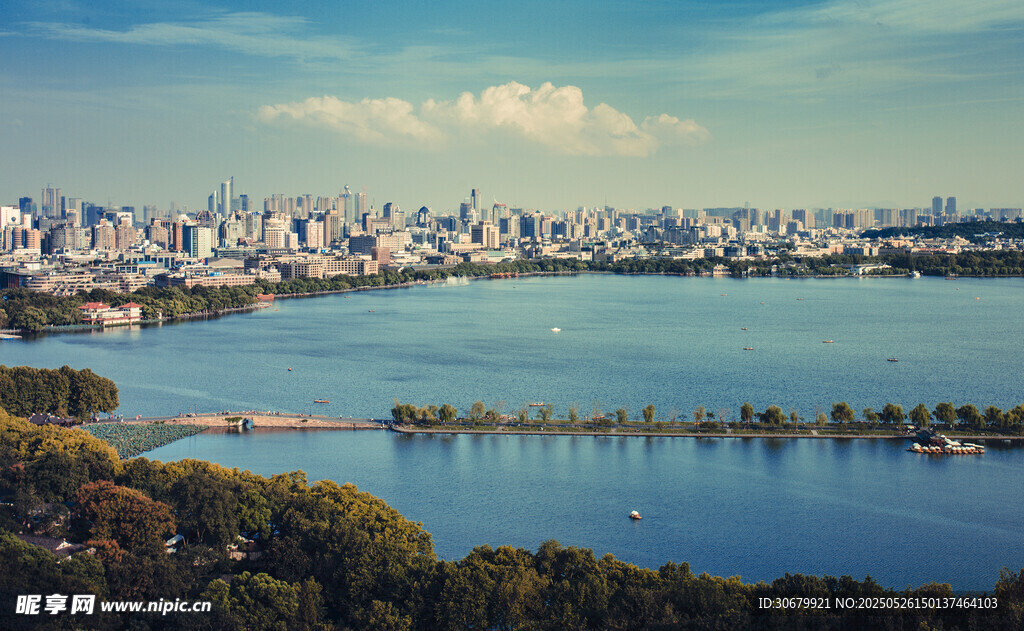 城市湖畔风光美景