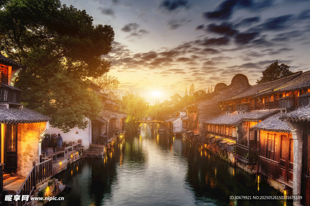 水乡日落美景