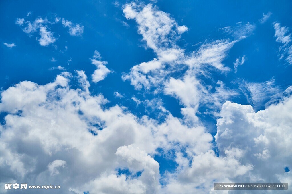 蓝天白云美景