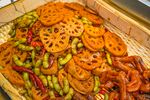 麻辣香锅藕片豆角等食材
