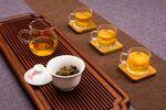 中式茶具与泡茶场景展示