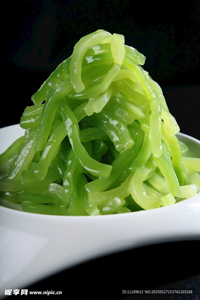 炝拌笋丝