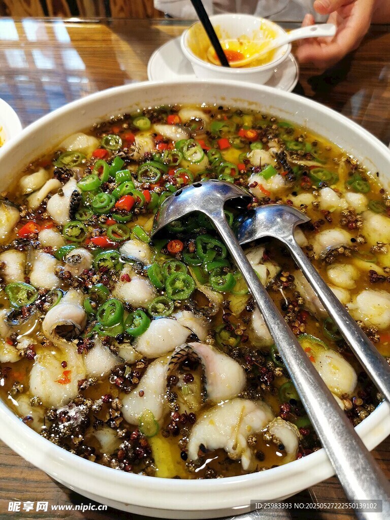 酸菜鱼