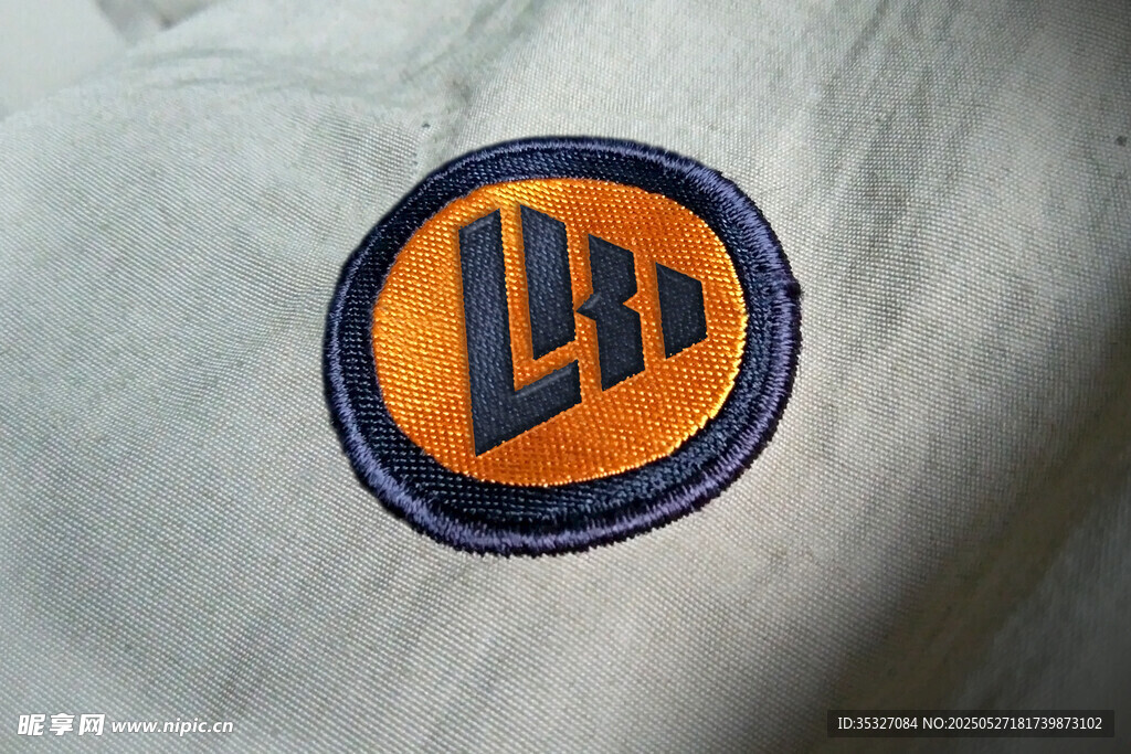 衣服logo样机