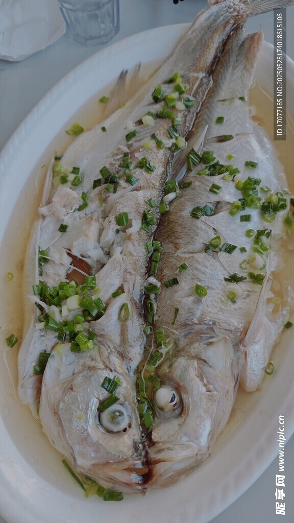 太湖特色菜清蒸白鱼