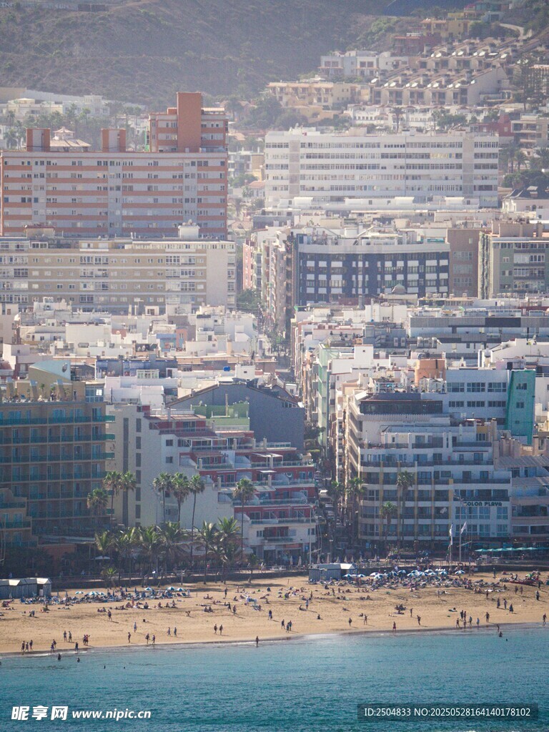 海滨城市景观俯瞰图