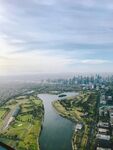 城市河畔风光俯瞰图