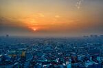 城市日落美景俯瞰图