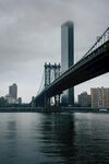 曼哈顿大桥下的城市景观