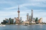 上海外滩繁华天际线景观
