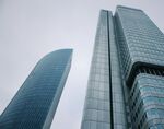 摩天大楼矗立城市天际