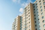 现代高层住宅楼外观