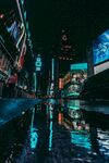 都市夜景倒影璀璨迷人