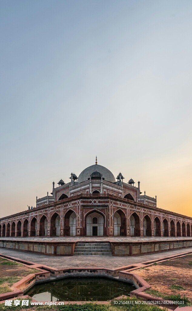 宏伟宫殿建筑景观