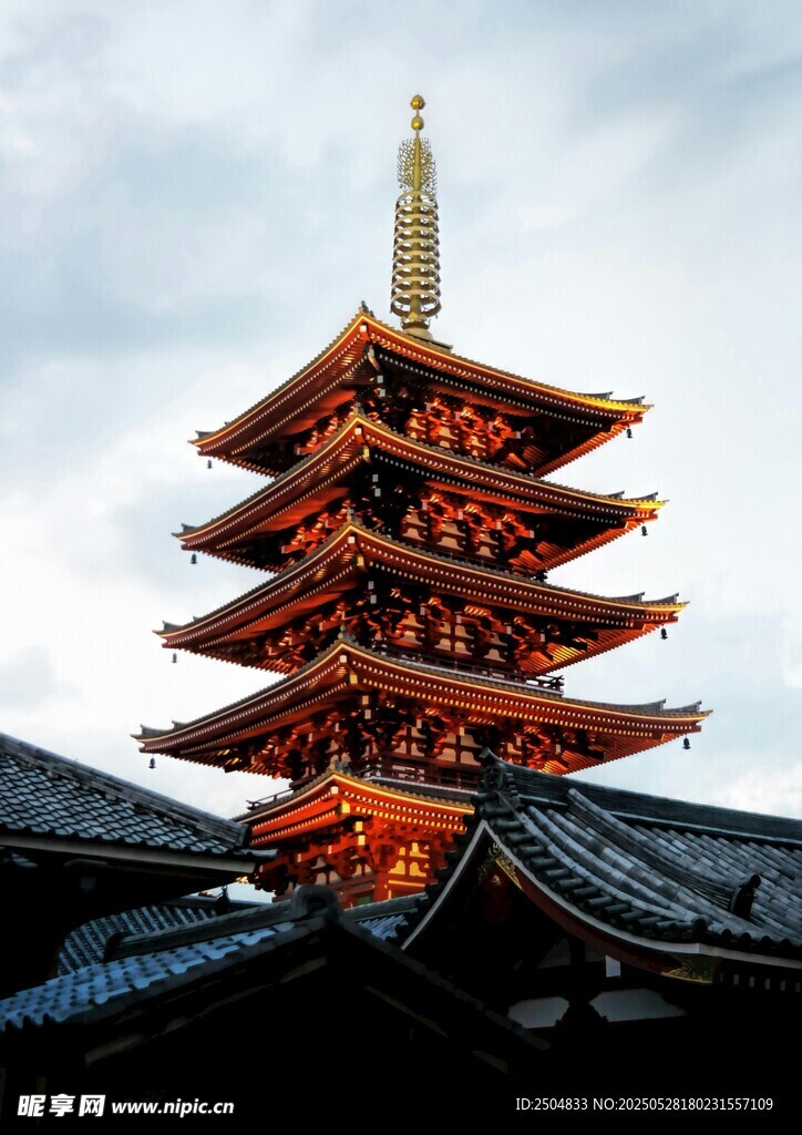日本传统塔楼建筑景观
