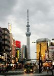 东京城市街景中的晴空塔