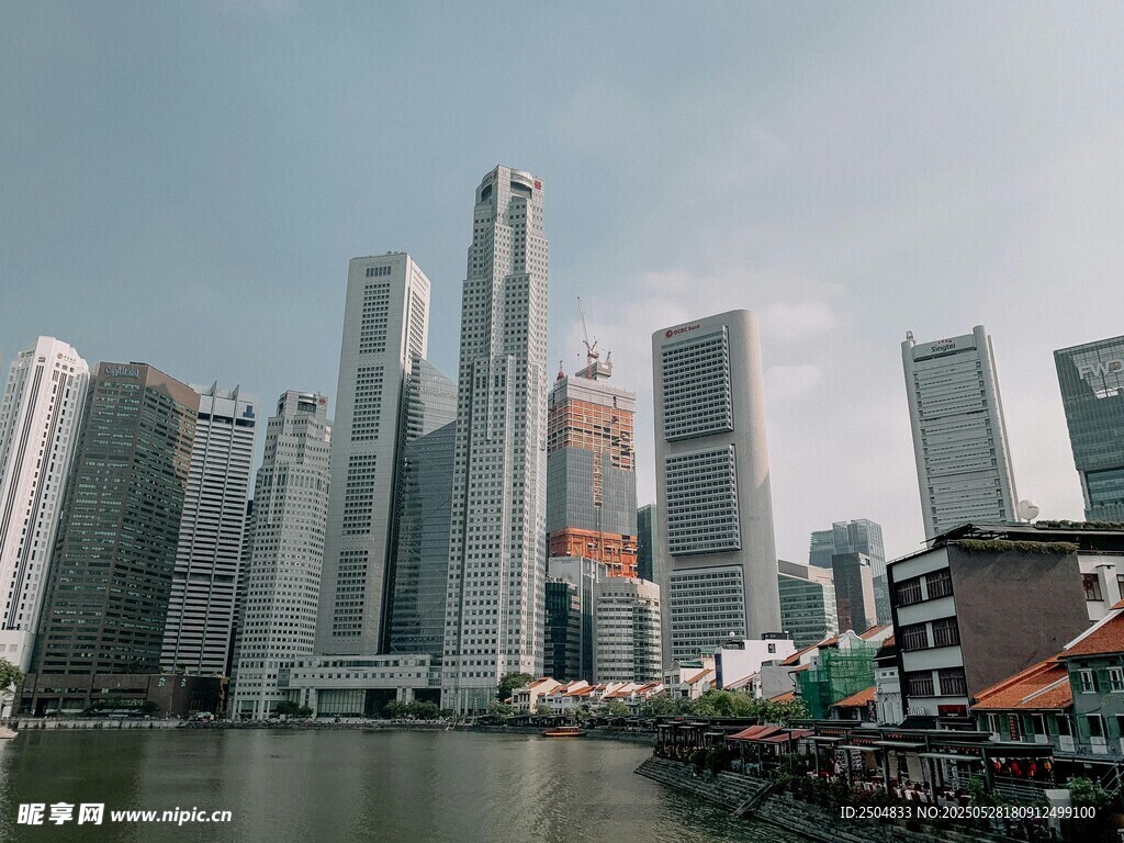 新加坡城市天际线滨水景观