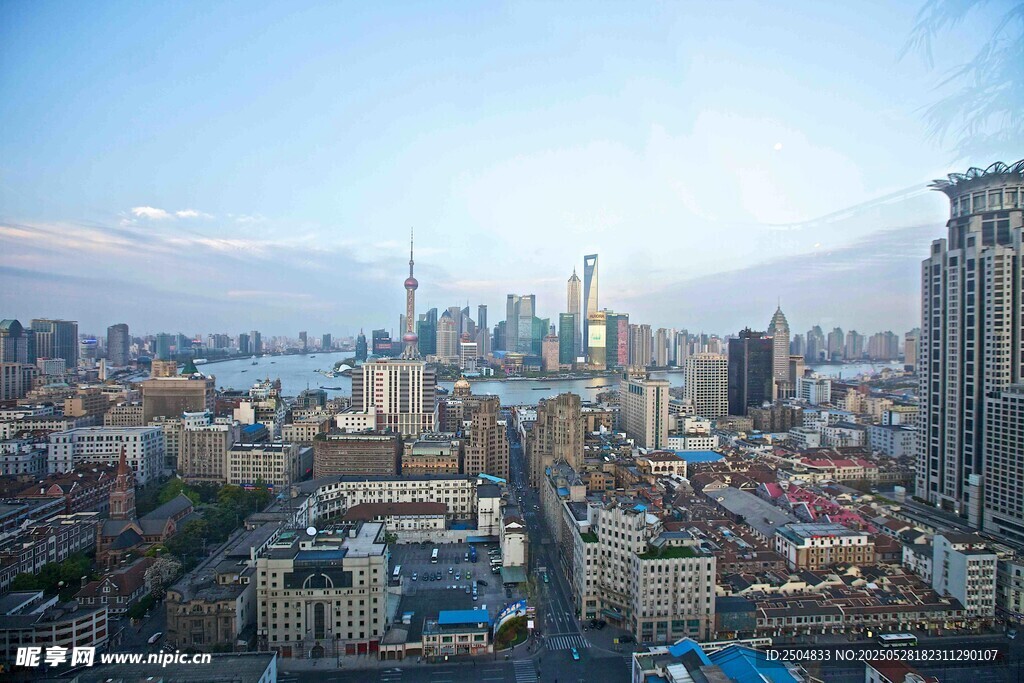 城市天际线俯瞰景观