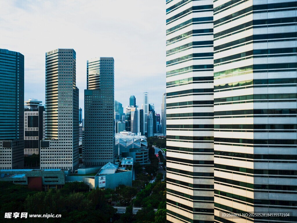 都市摩天大楼景观