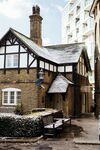 英式小屋雪景