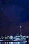 伦敦夜景中的璀璨摩天大楼