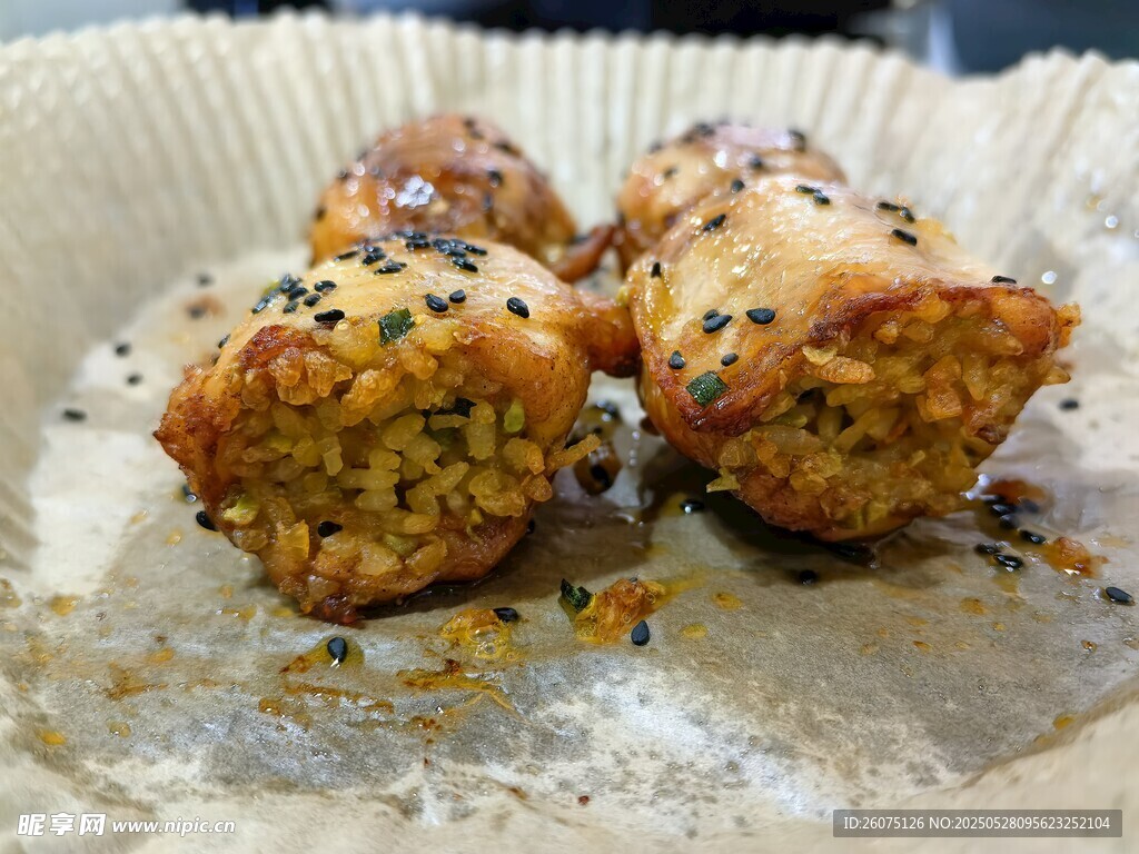 鸡翅包饭