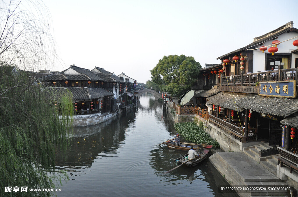 江南水乡古镇河道风景