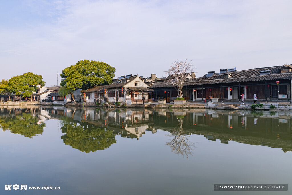 江南水乡静谧湖景
