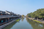 江南水乡河道风景图