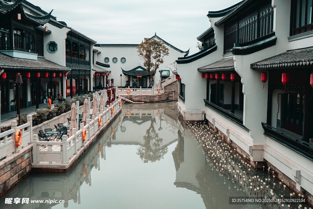 江南水乡古巷河道景观