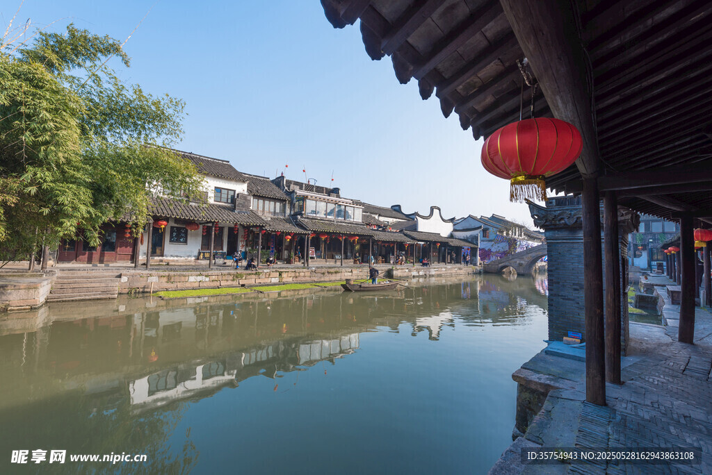 江南水乡古镇河畔美景