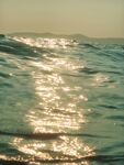 波光粼粼的海面