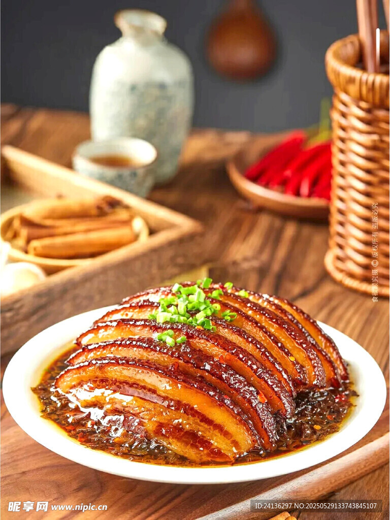 美味东坡扣肉诱人呈现