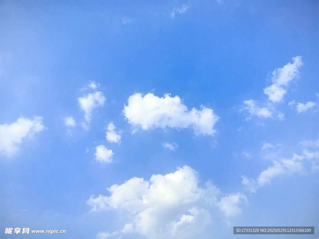 蓝天白云美景