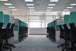 现代办公隔间办公环境