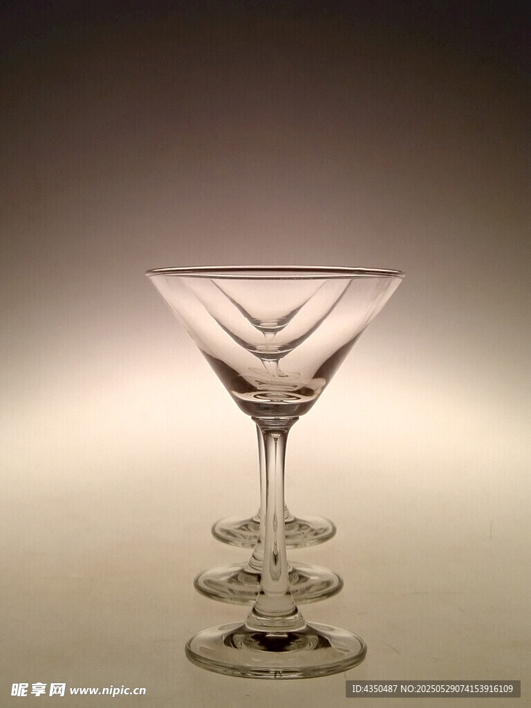 精致透明马天尼酒杯