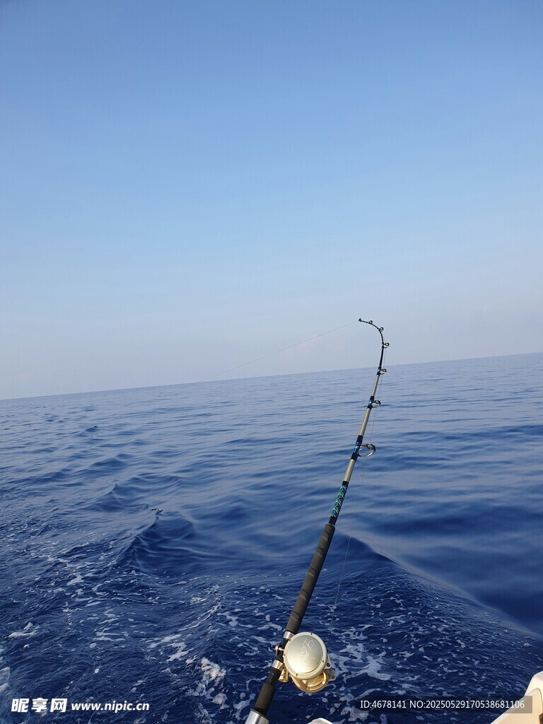 海上垂钓美景
