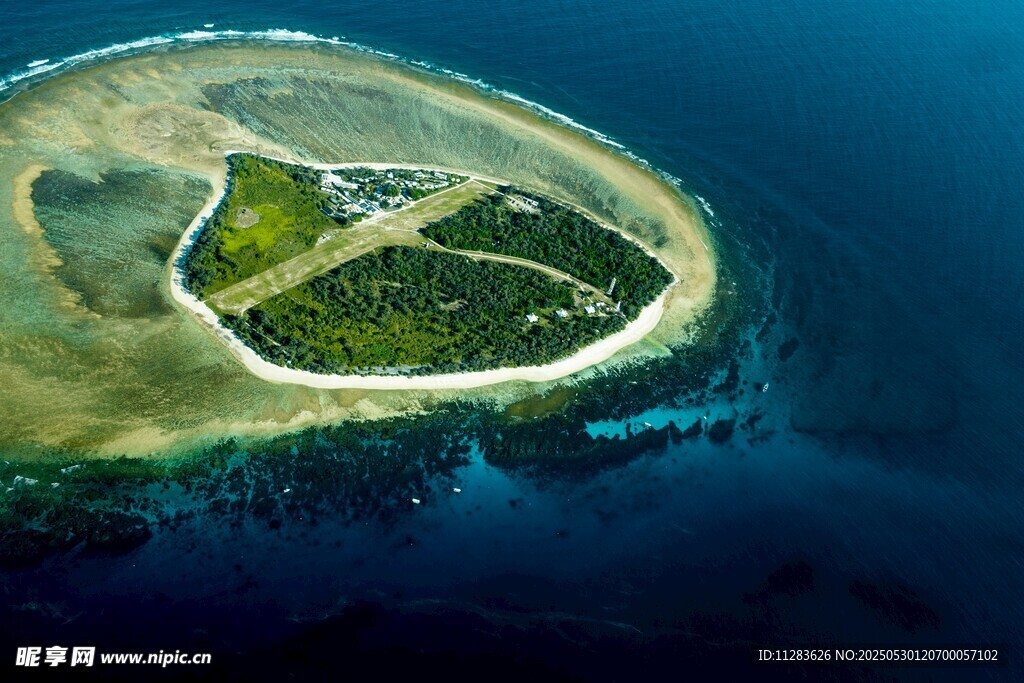 美丽海岛俯瞰图