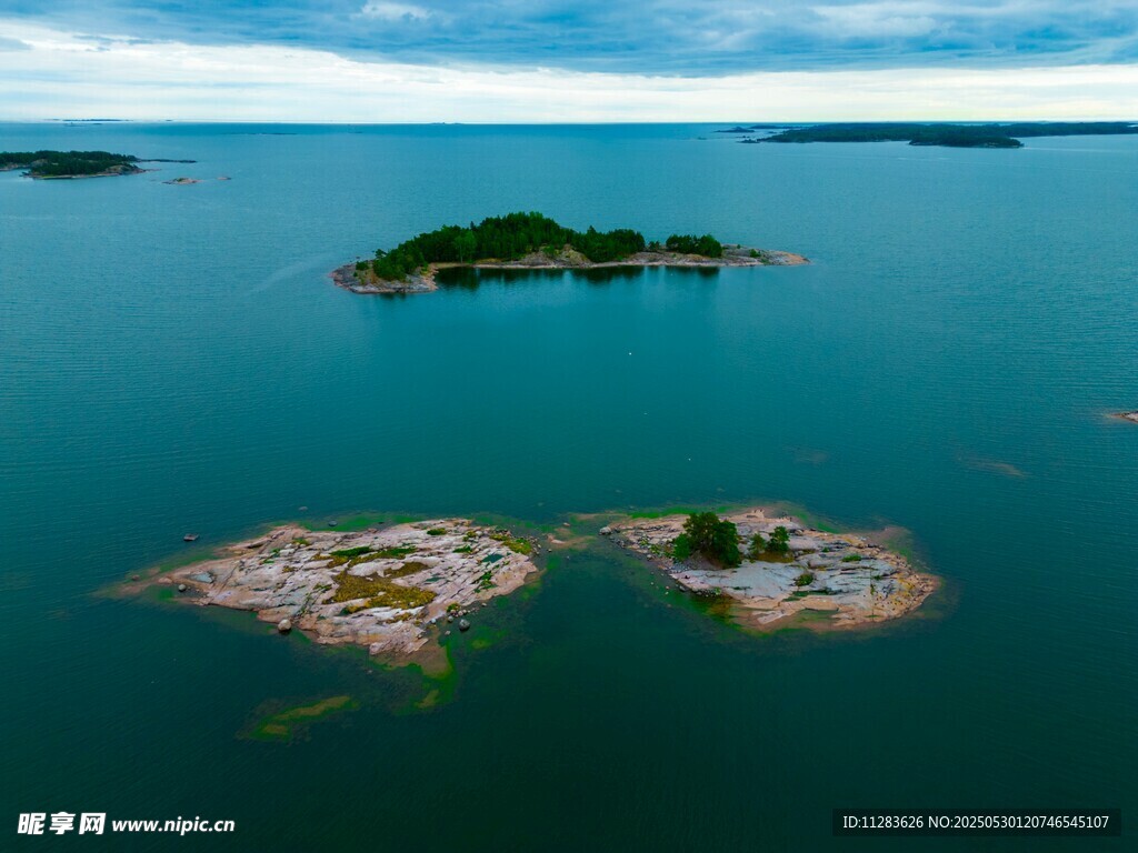 海上岛屿风光