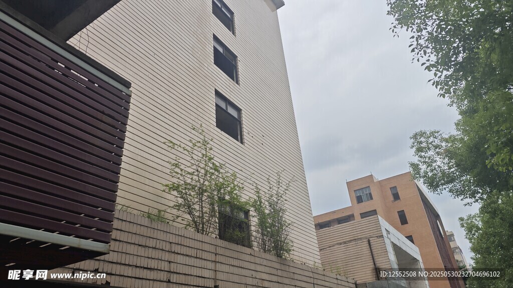 现代建筑外观